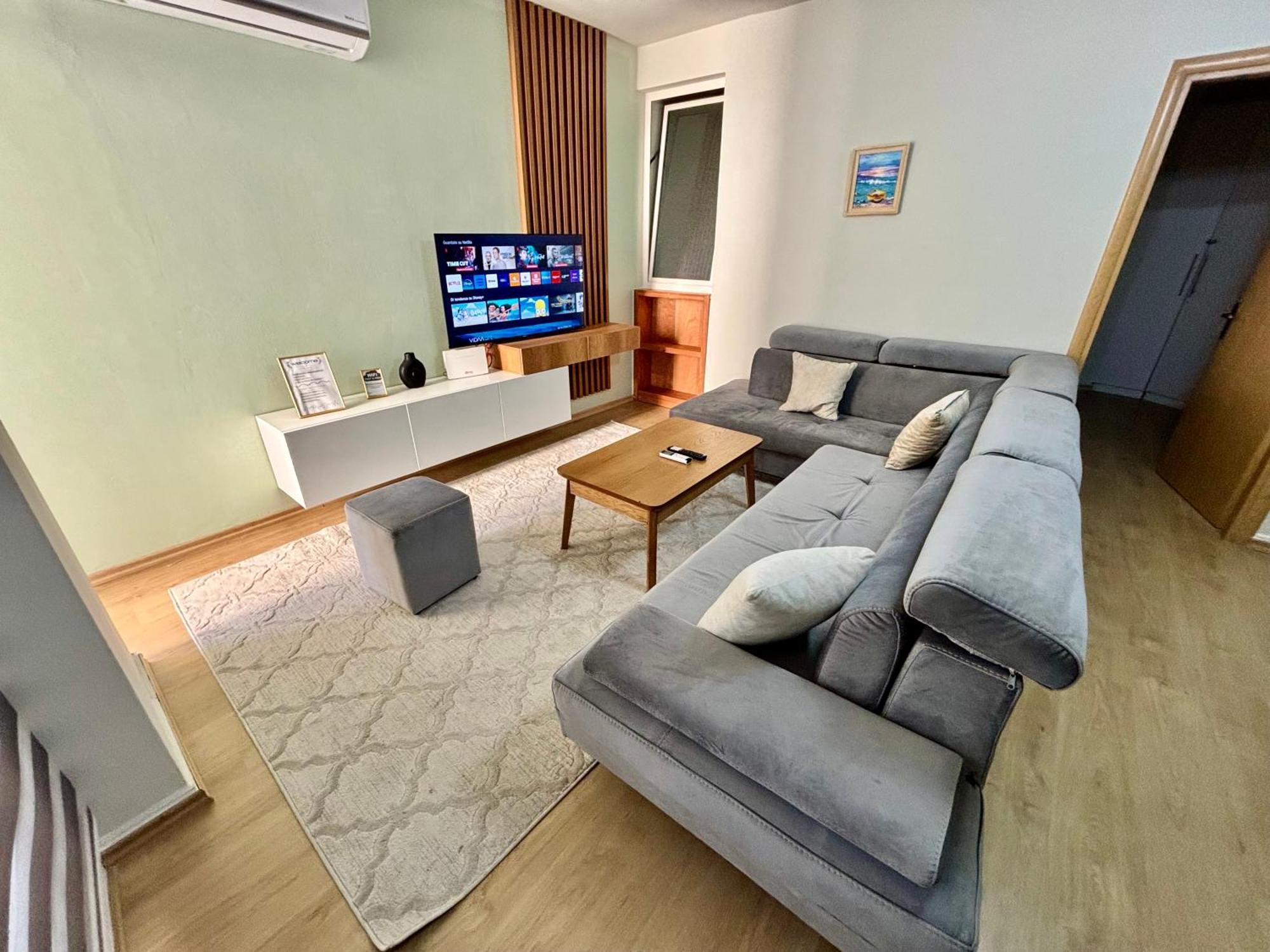 Apartment Edi's Tirana